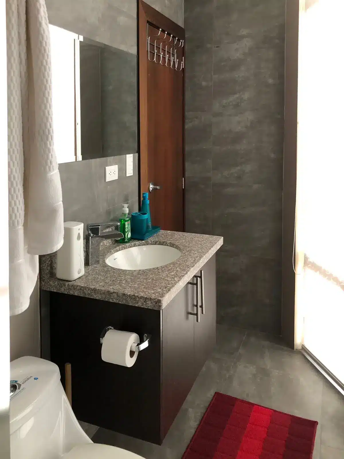 303 master bath 1