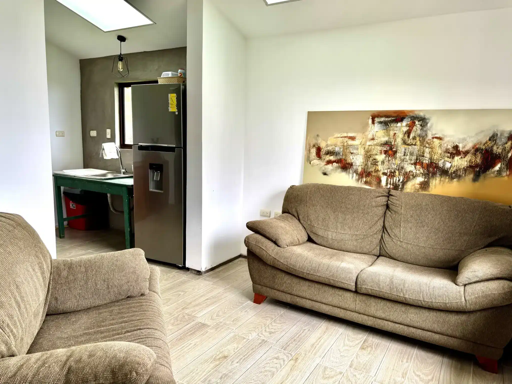 u200670696 m2zv7rvs reppxup 1779 pps mpmyu casita living kitchen