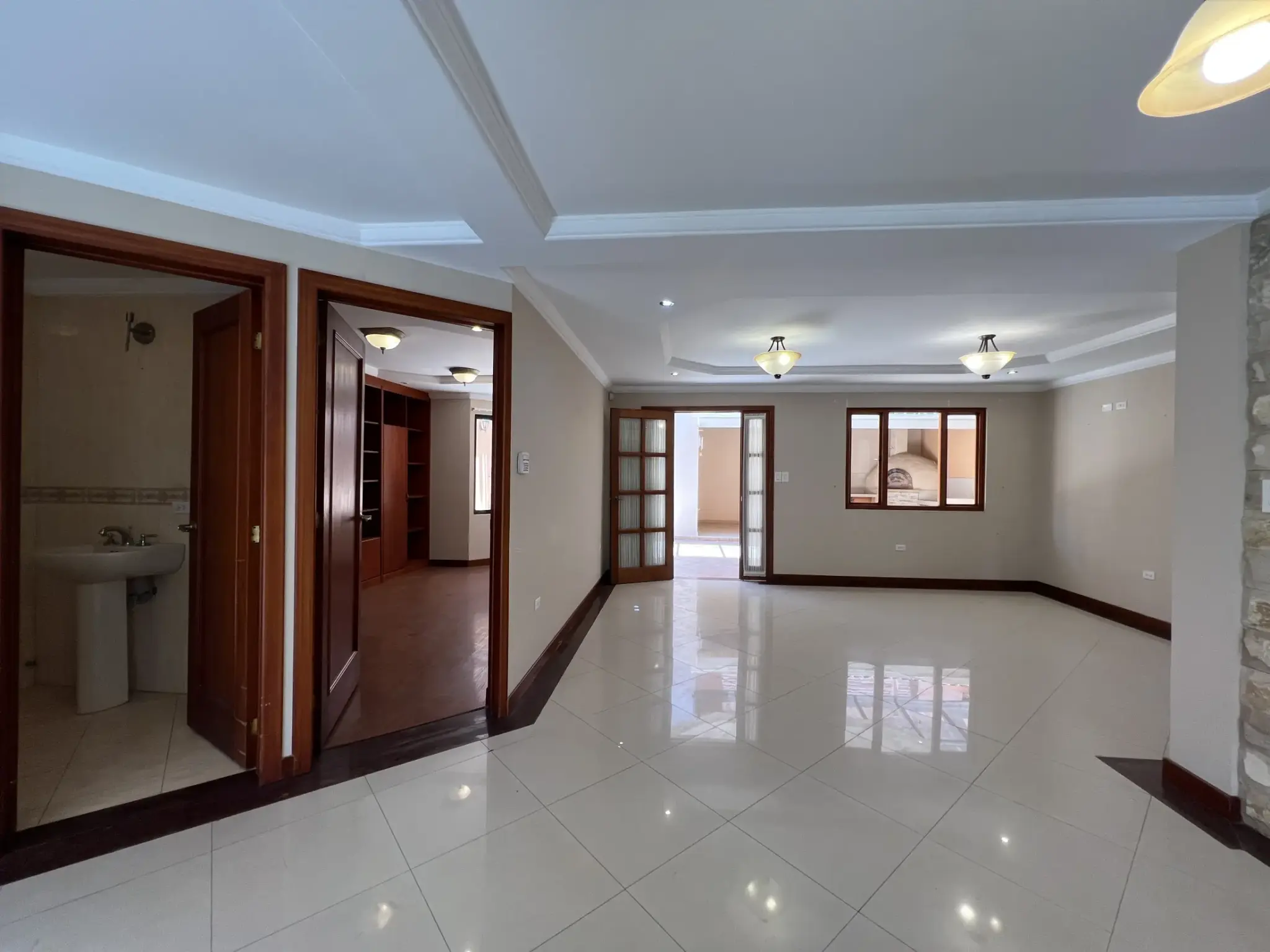 u200670365 ki9me1j8 reppxup 1781 pps mq704 5 powder room office dining