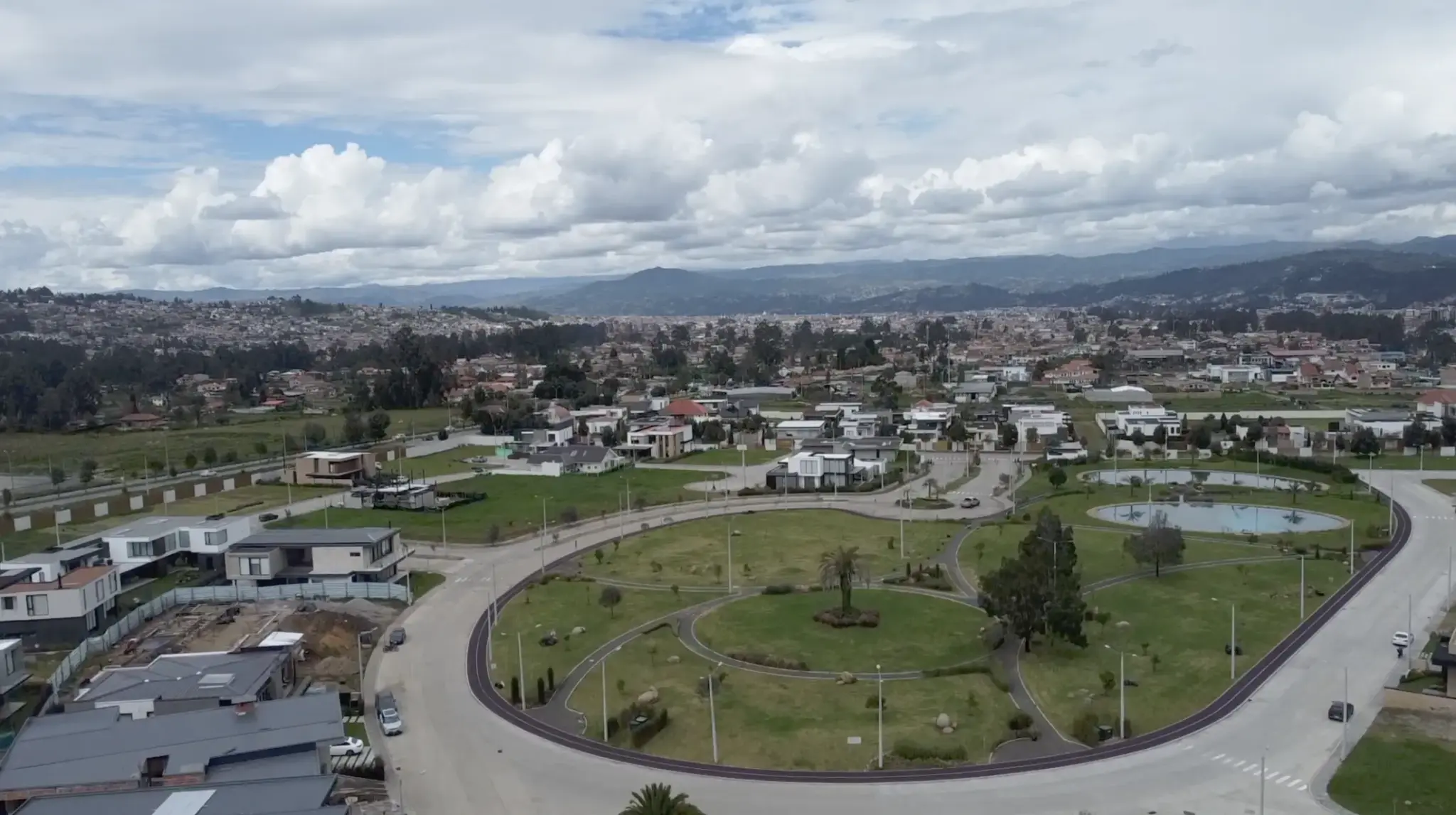 u200670365 msl5h4ag reppxup 1781 pps mqb6n aerial to cuenca