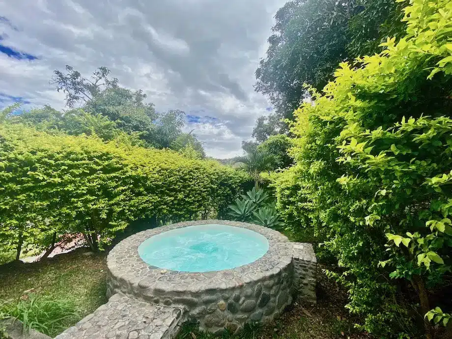 u200670696 qgdh77xs reppxup 1782 pps mqtgz 7 jacuzzi