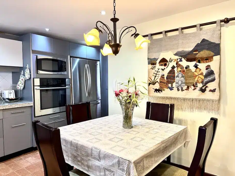 u200670696 lyqvn1rz reppxup 1784 pps mrnho 6 dining