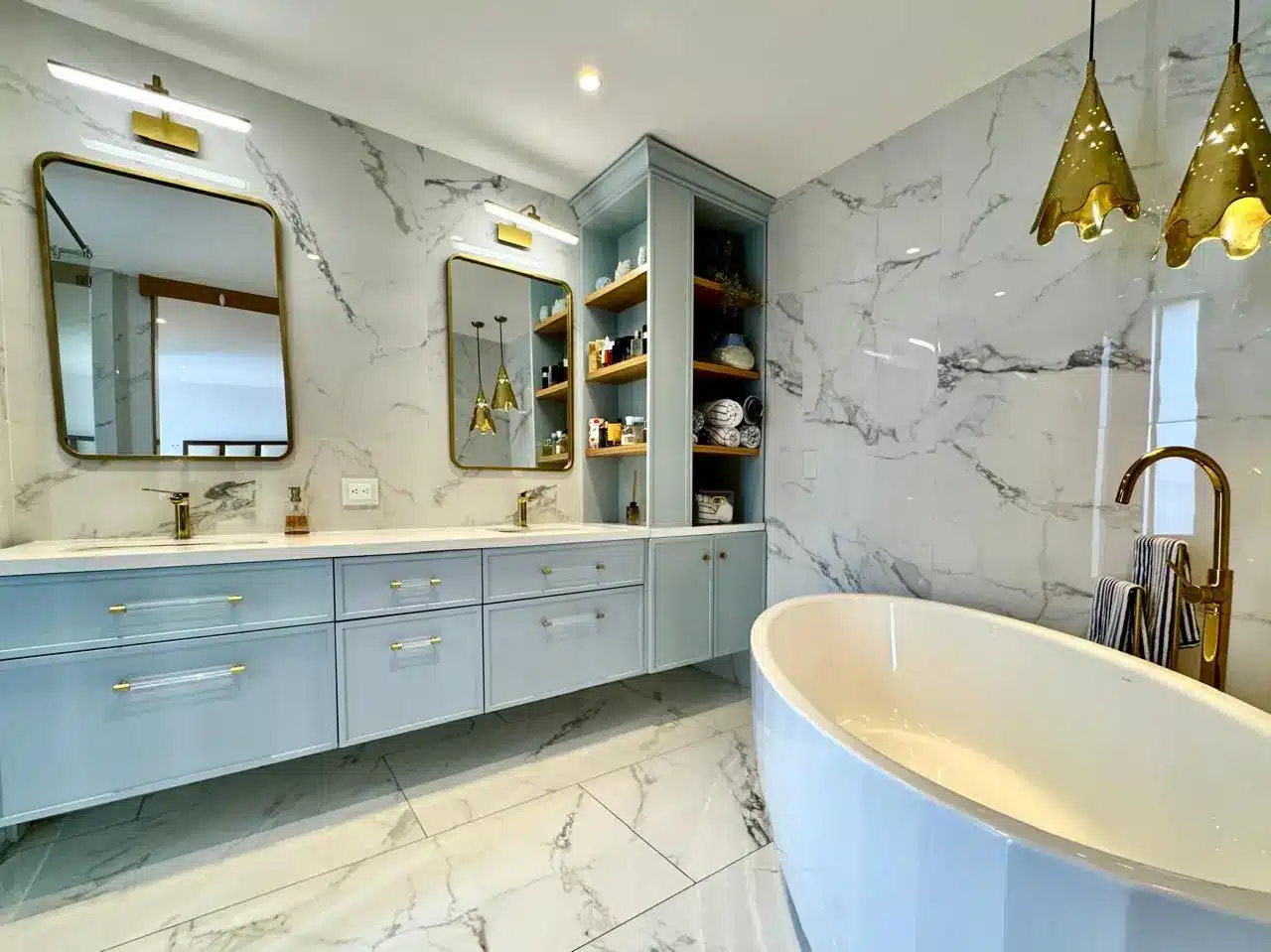 u200674000 a23jjgsh reppxup 1785 pps ms6tv luxury apartment in puertas del sol with balcony 12